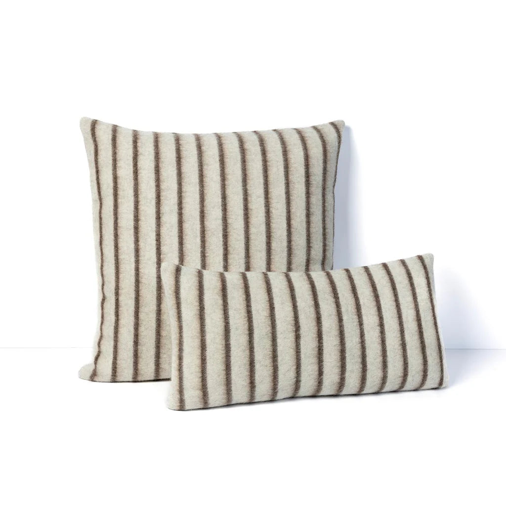 Lee Heirloom Throw Pillow