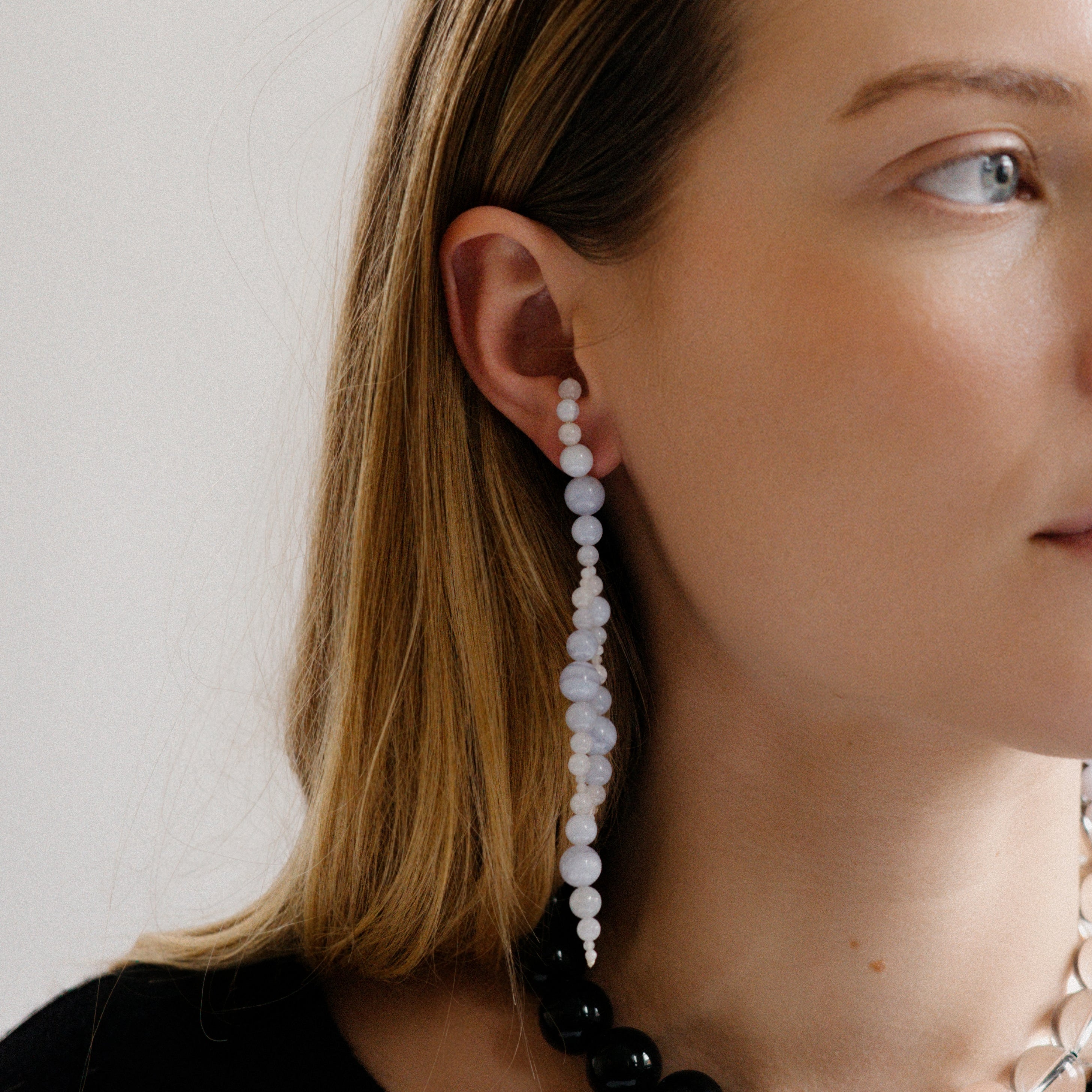 Glyzinia Earrings Chalcedony