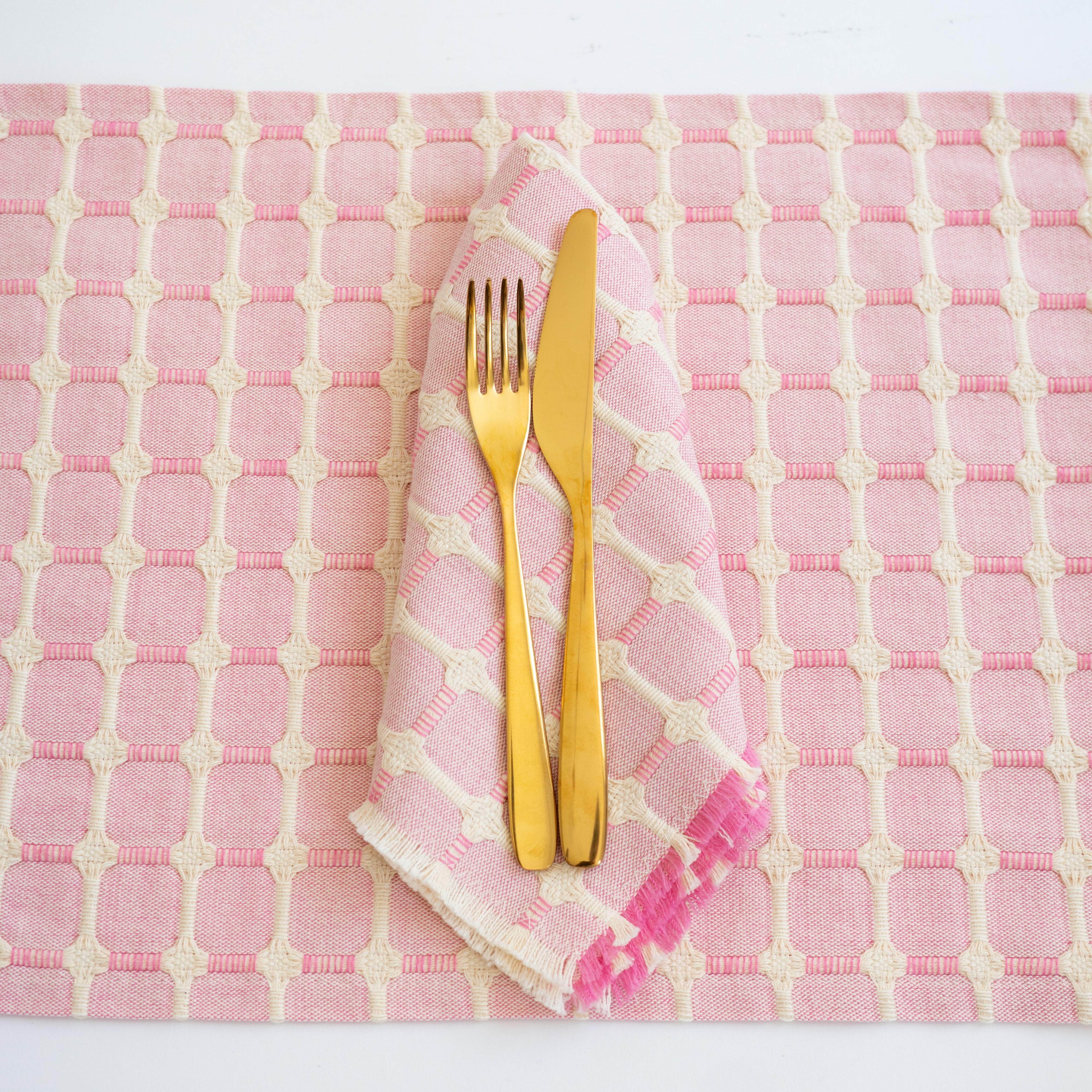 Hopsack Placemat 2 Side Fringe - Set of 4 | Bazooka Pink