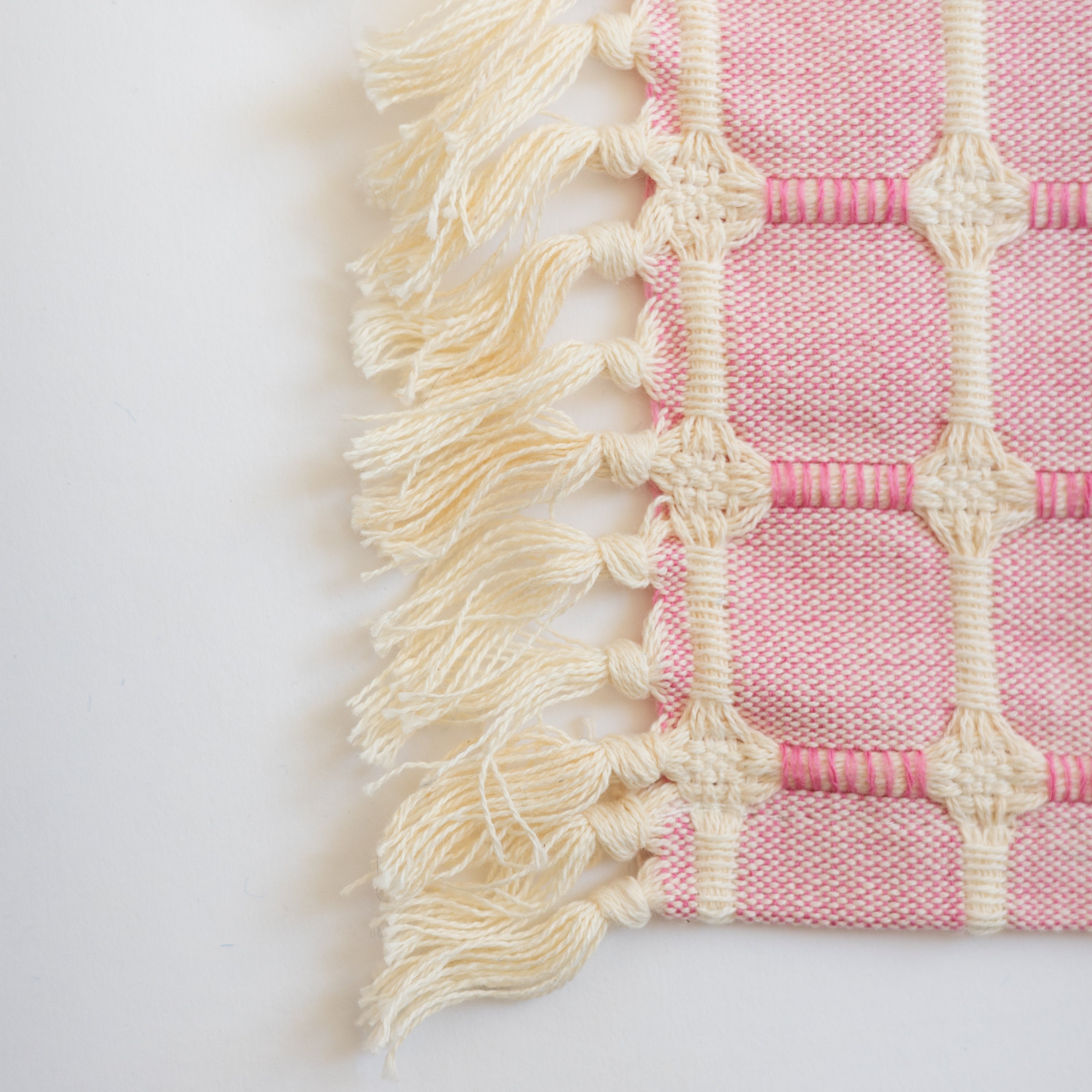 Hopsack Placemat 2 Side Fringe - Set of 4 | Bazooka Pink