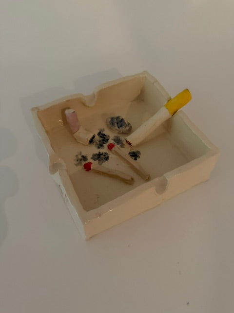 Ceramic square ashtray with matches square - Good Health