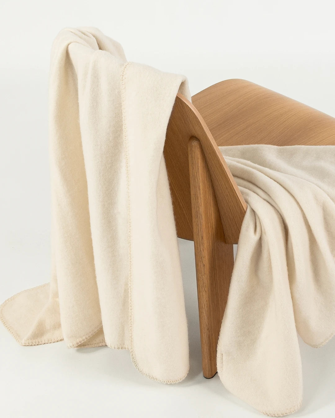 Merino Wool Blanket in Moon