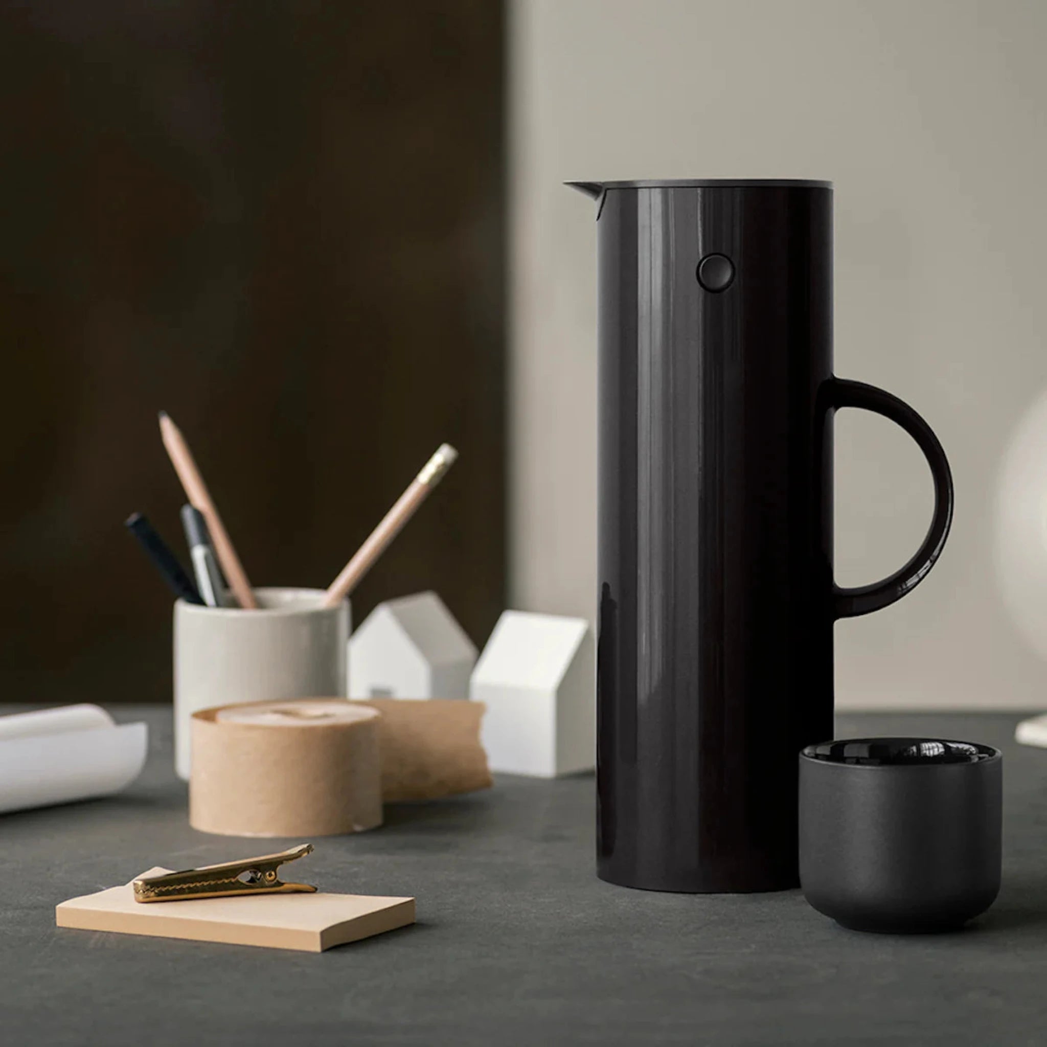 Vacuum Jug | Soft Black