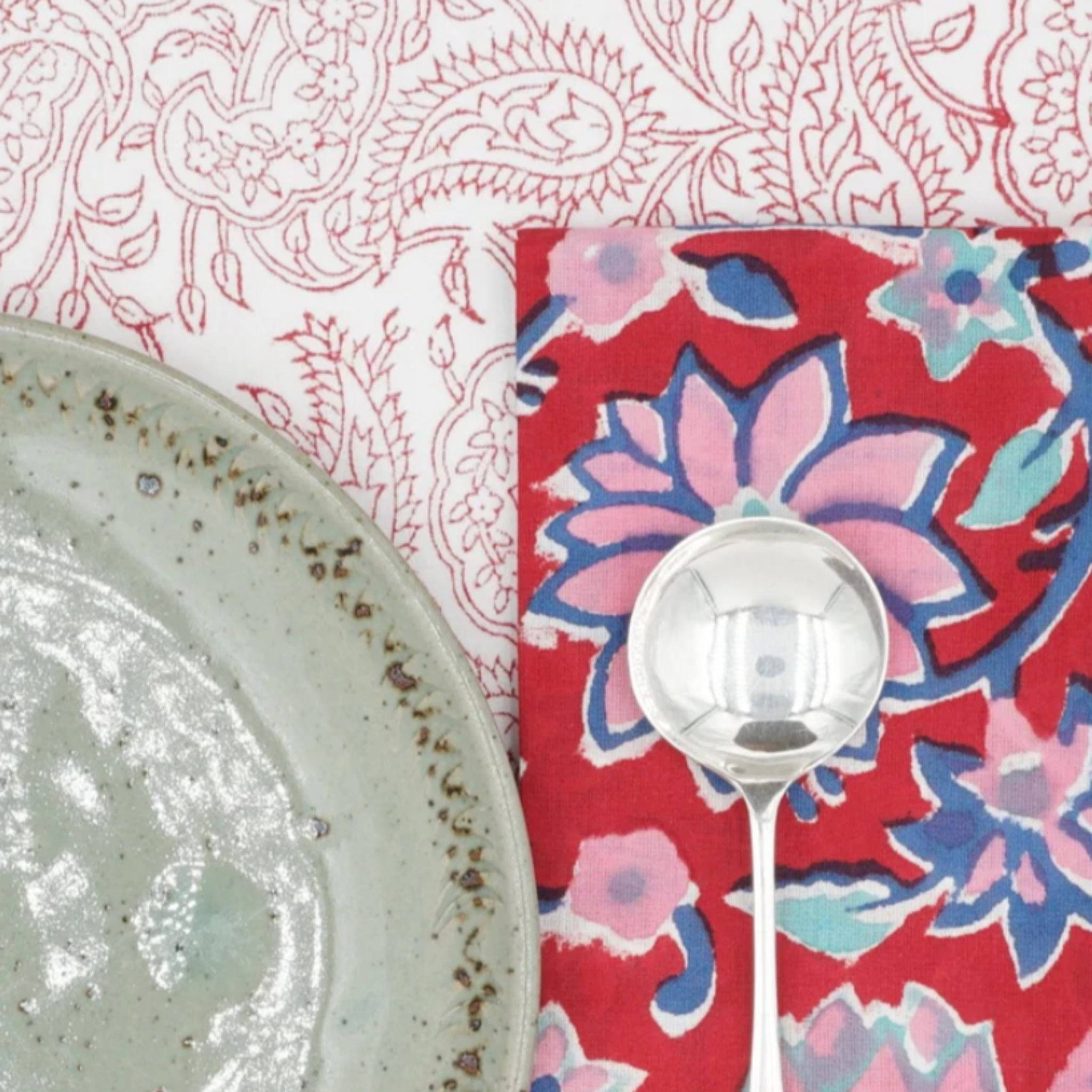 Table Napkins - Hibiscus Peonie
