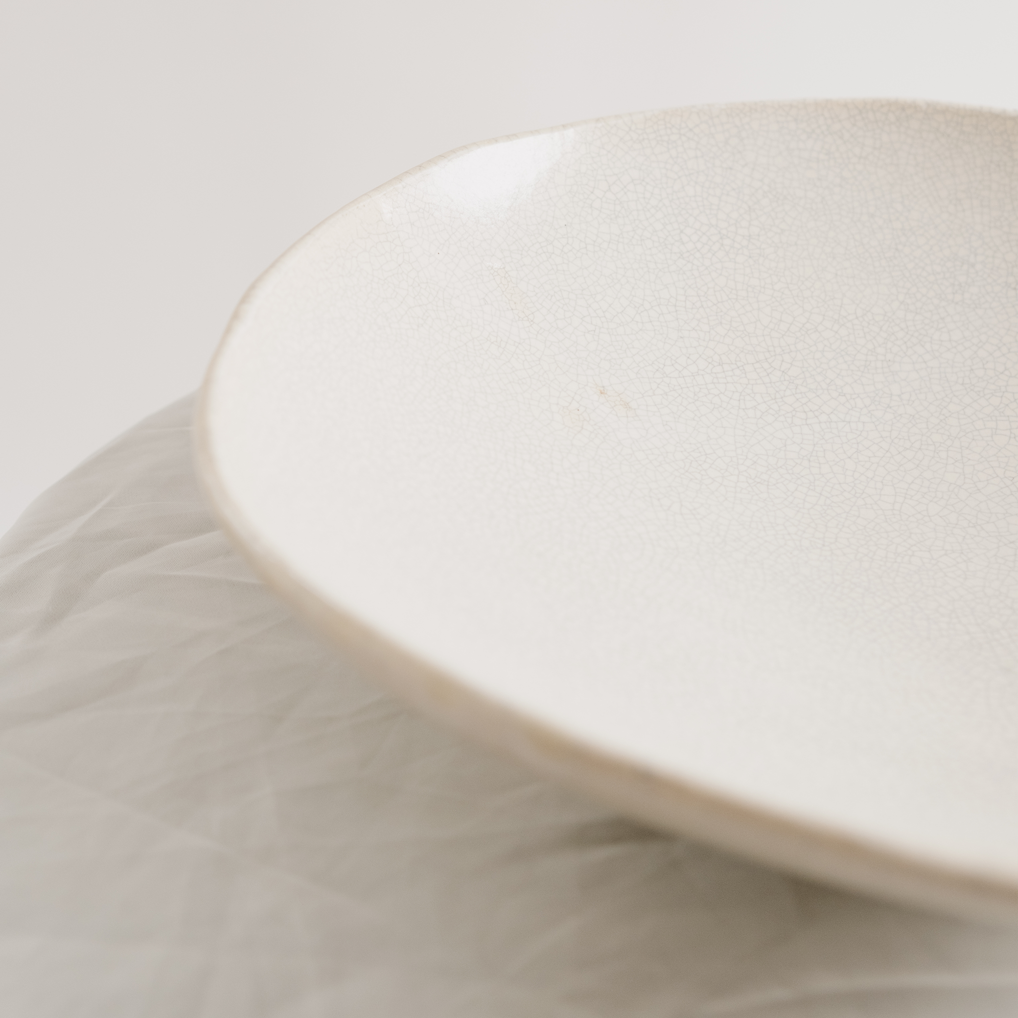 Large Footed Crackle Plate