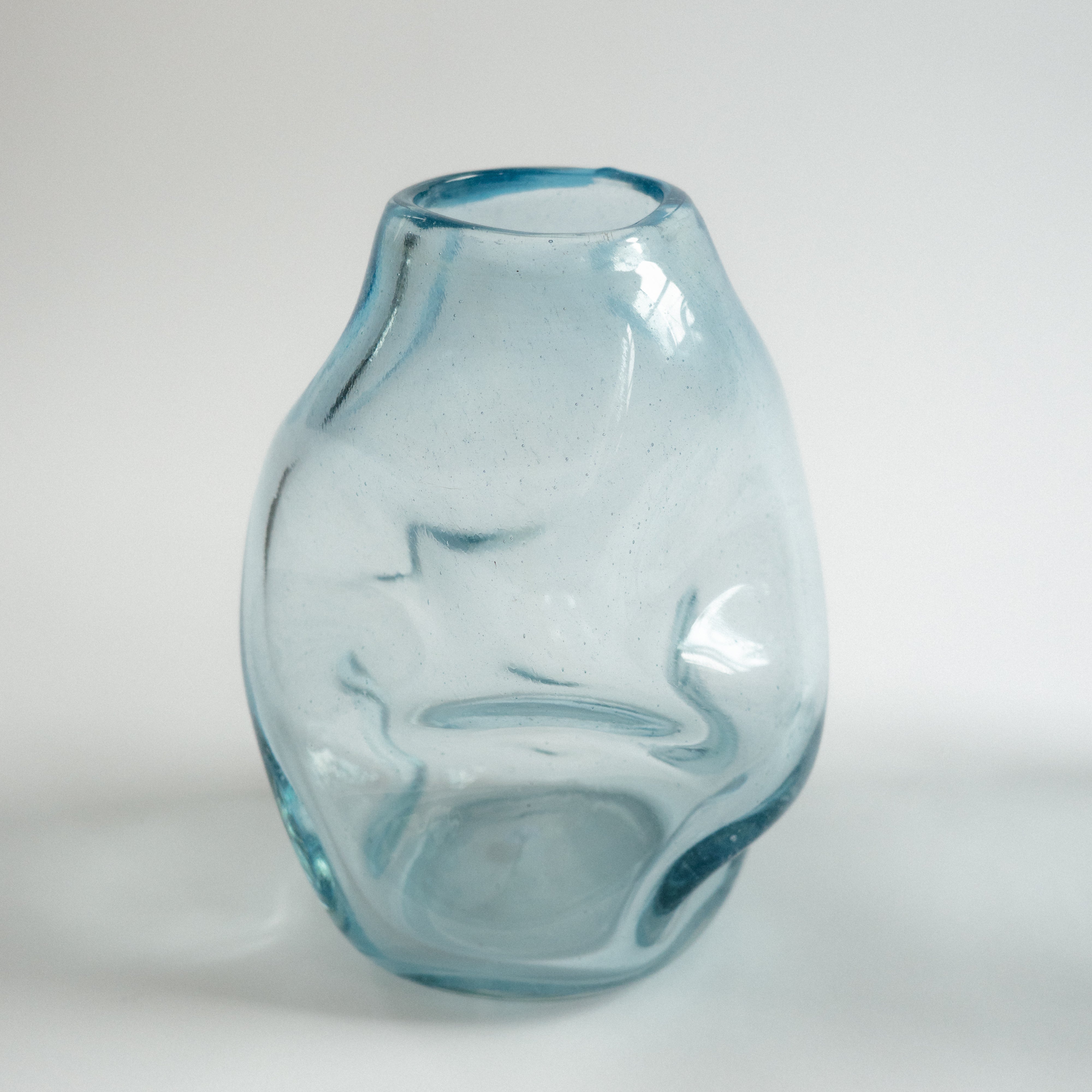 Bubblegum Vase | Icy Aqua