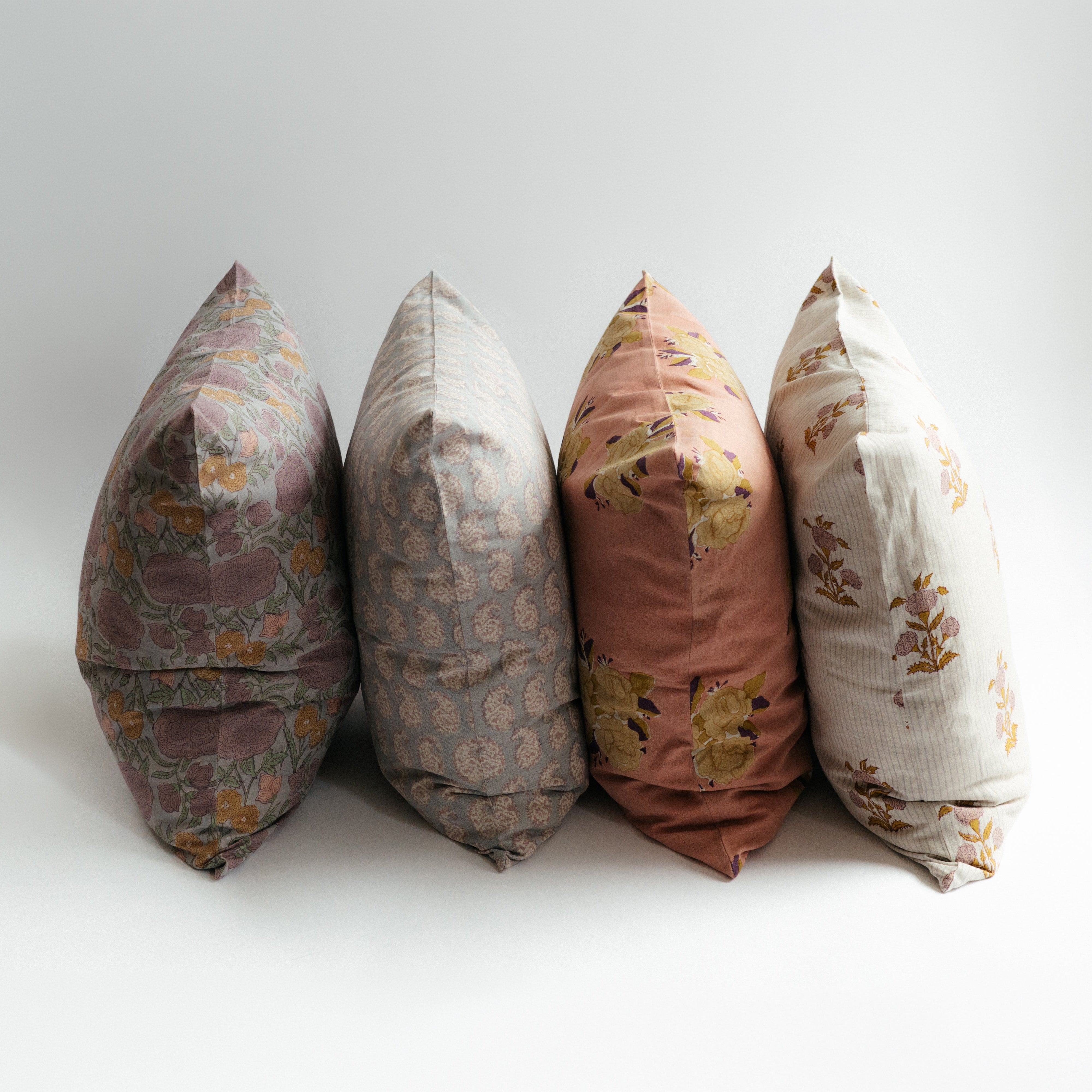 Linen Pillow | Sara