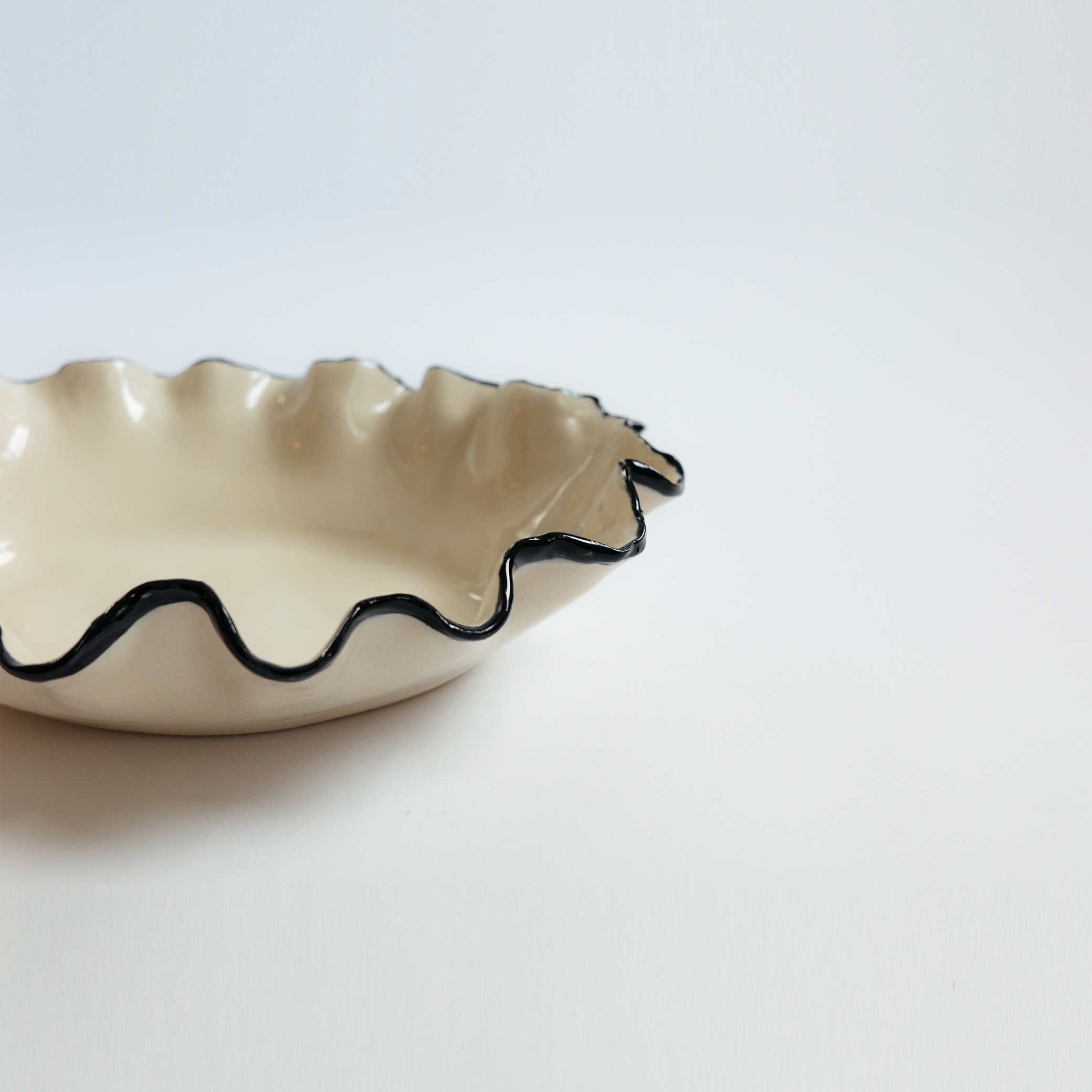 Ruffle Serving Bowl