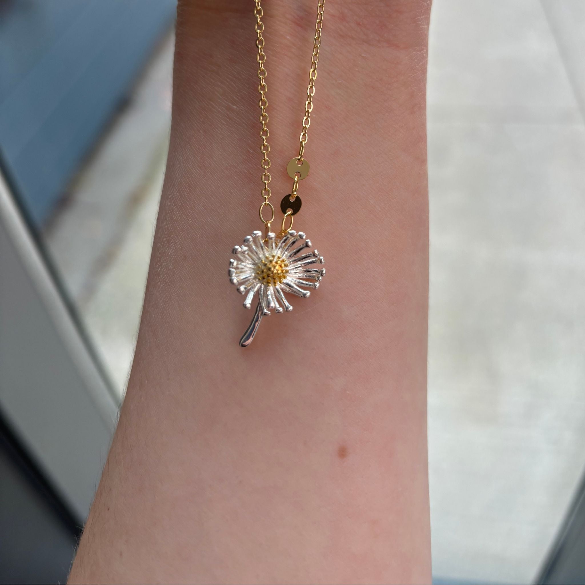 WILYMI It's Time Dandelion Charm Necklace