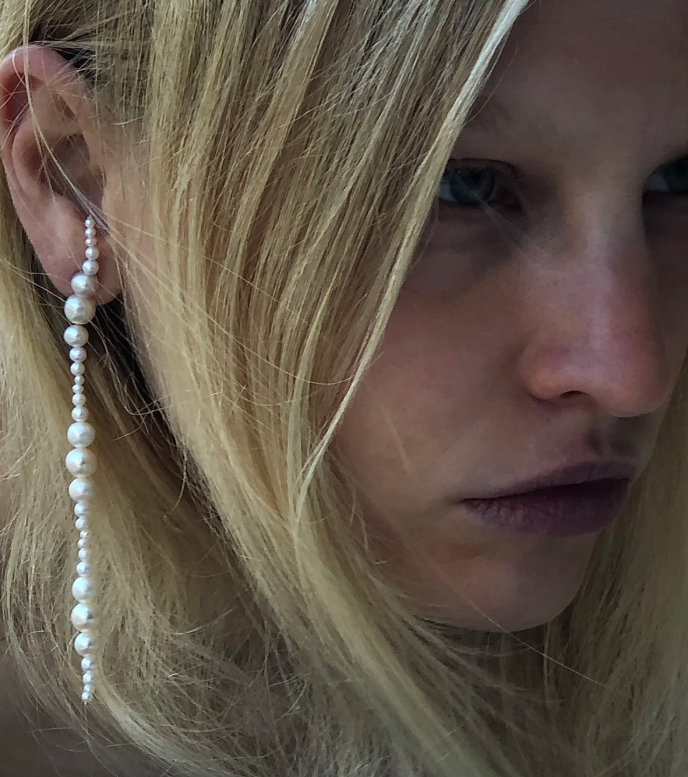 Glyzinia Pearl Earrings
