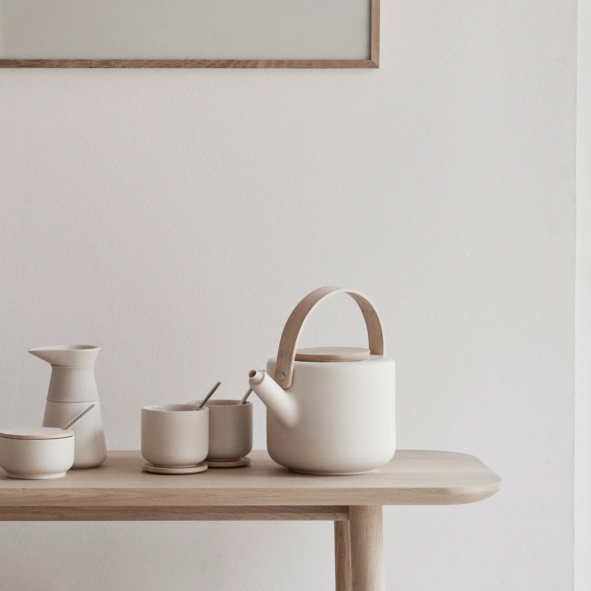 Theo Teapot | Matte Sand