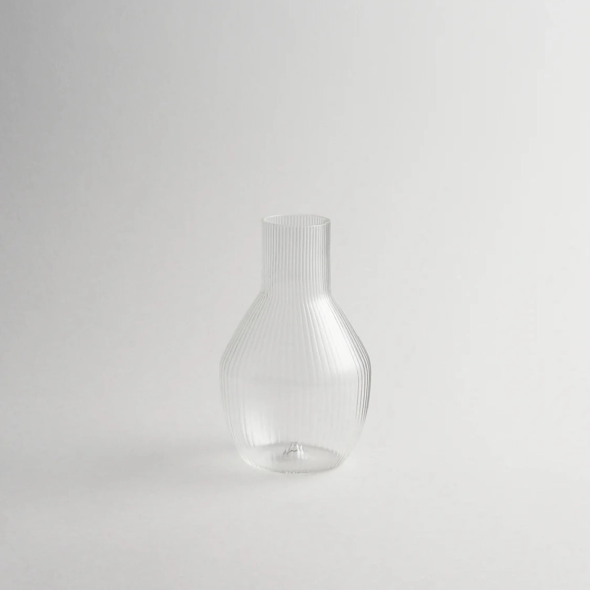 R+D Lab Short Carafe