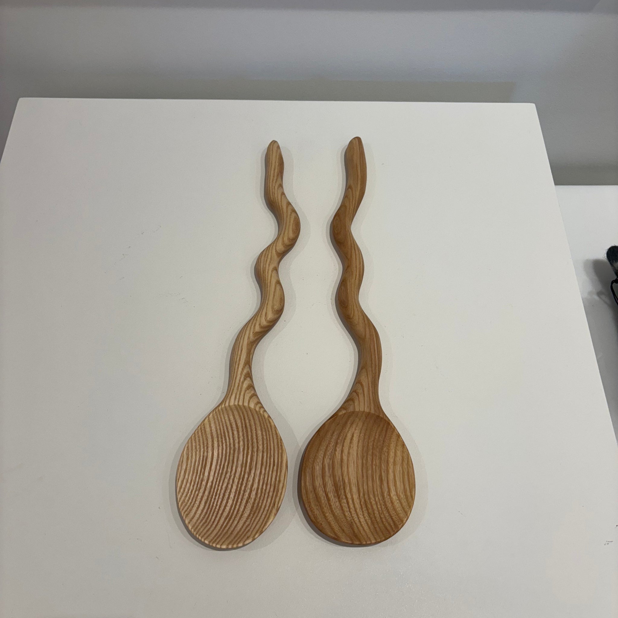 Curvy Salad Serving Set | Oak