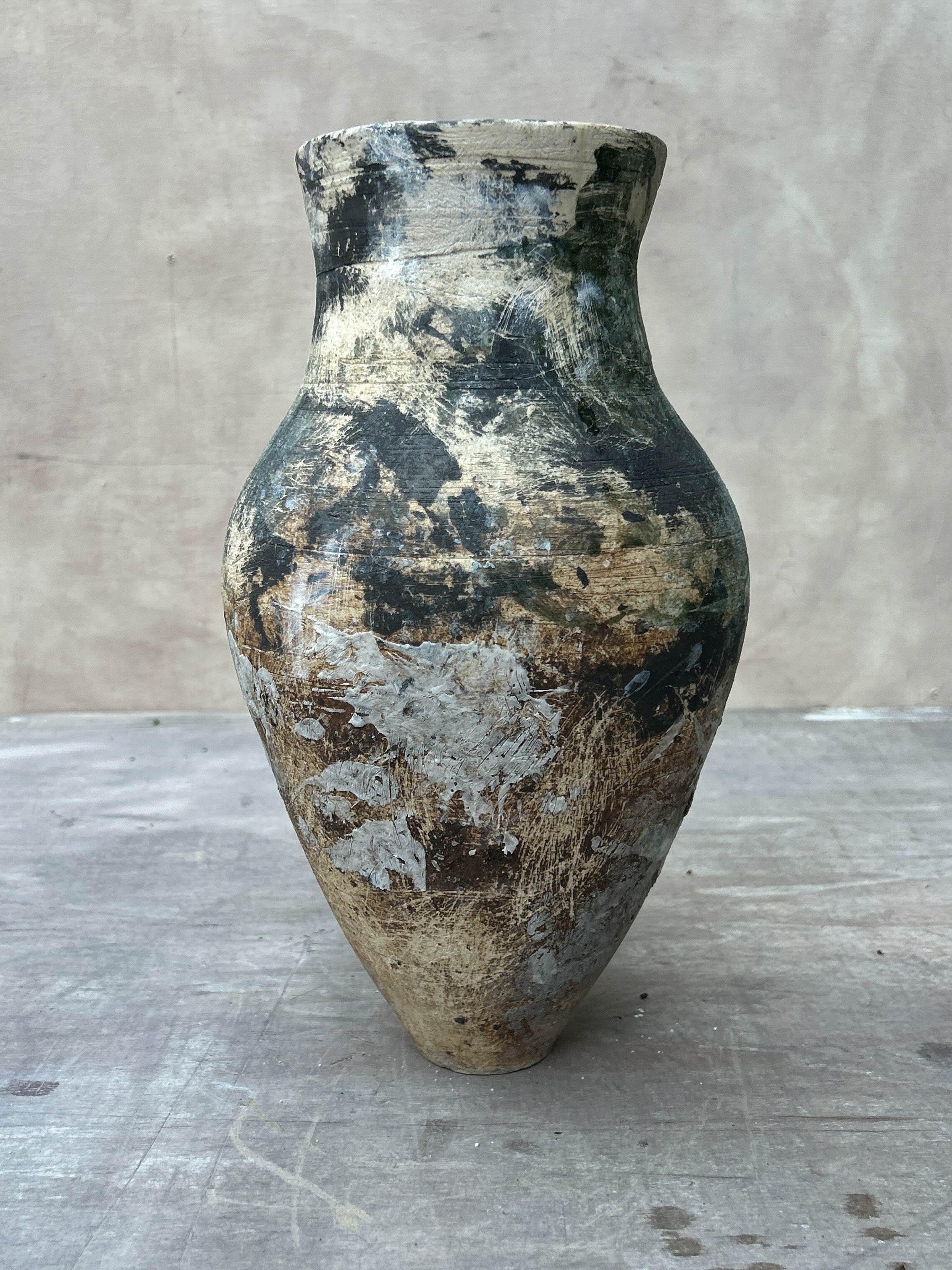 Volcanic Vase | Earthy