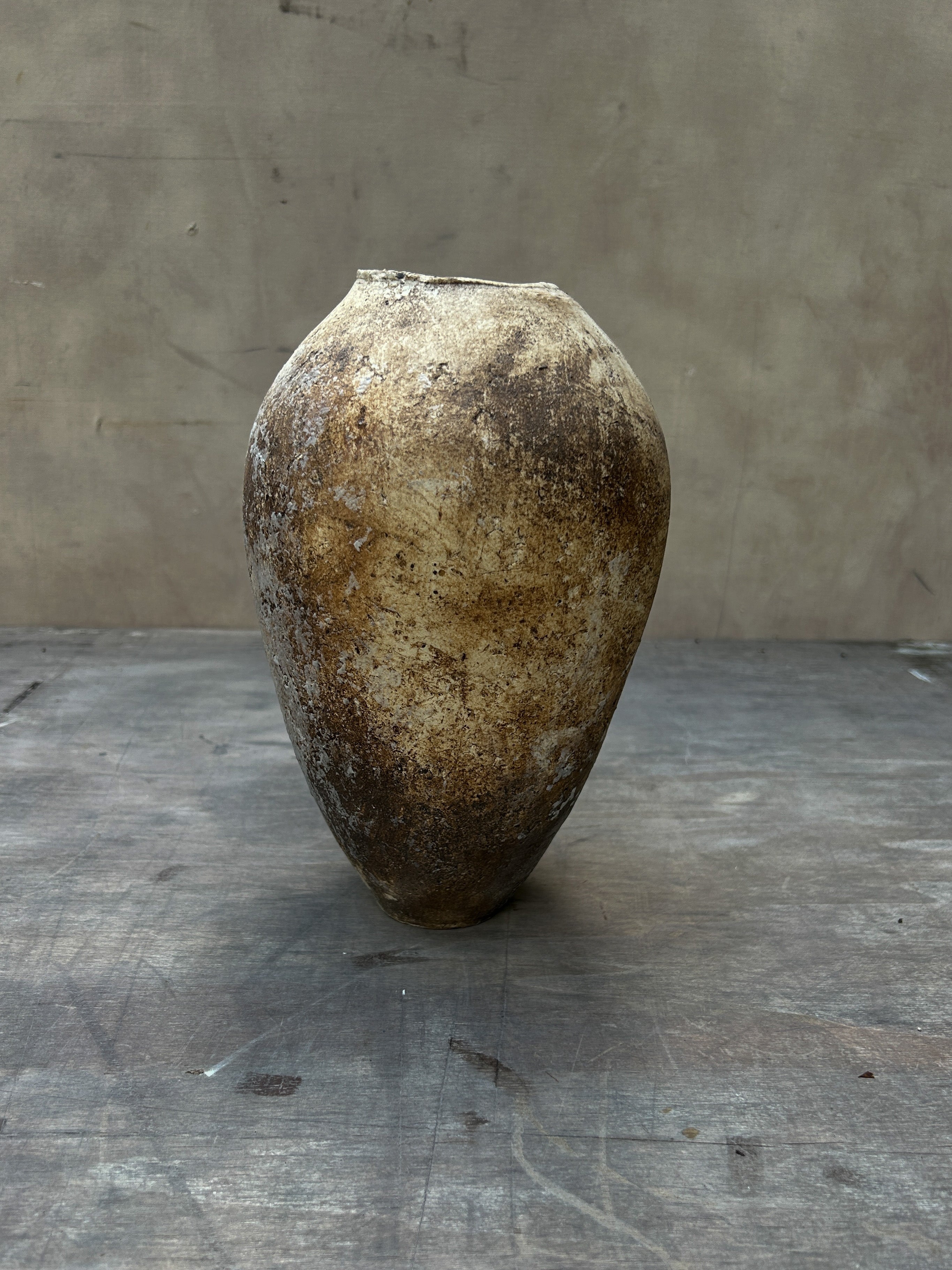 Volcanic Vase | Light Brown